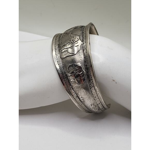 Vintage Elephant Cuff Bracelet Wide Metal Band Etched Design Boho Tribal Style - Picture 8 of 11